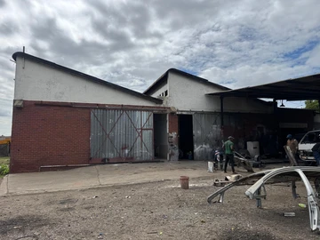 Warehouse & Factory