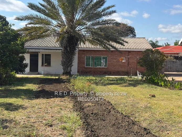 Spacious Family Home In Parklands!