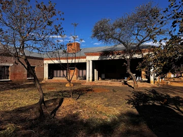7 Bedroom House