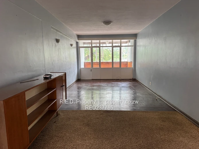 Prime-positioned one-bedroom flat in the CBD