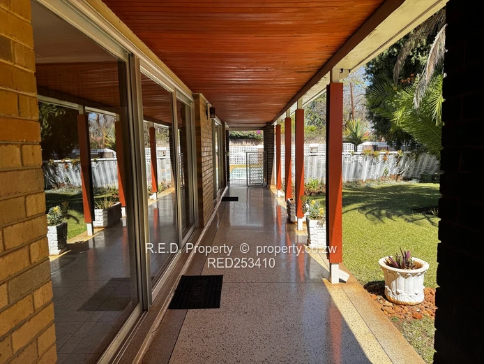 Commercial Property for Rent – Suburbs