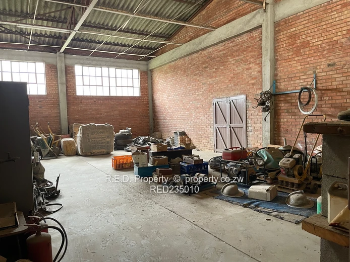 Industrial property with solid infrastructure In Kelvin 