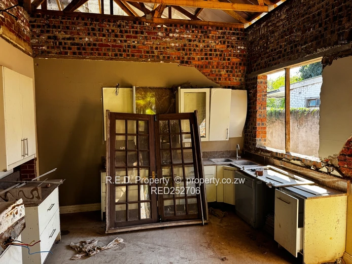 Your Dream Home Starts Here – Incomplete Family Home for Sale in Suburbs