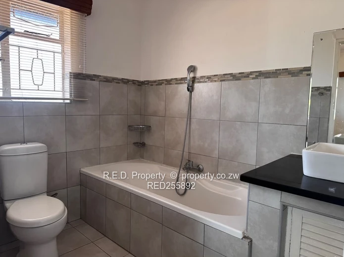 Spacious 3-Bedroom Home to Rent in Fourwinds