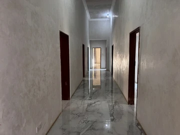 7 Bedroom House