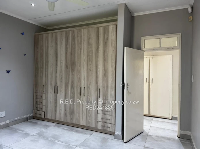 The Perfect Blend of Comfort, Space & Outdoor Living In Kumalo!