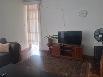2 Bedroom Flat & Apartment