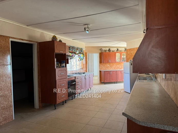 Space, Security, and Investment Potential in One In Manningdale!