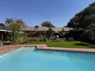 Hotel & Lodge