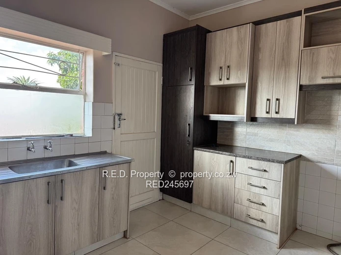 2-Bedroom Flat for Rent In The CBD!