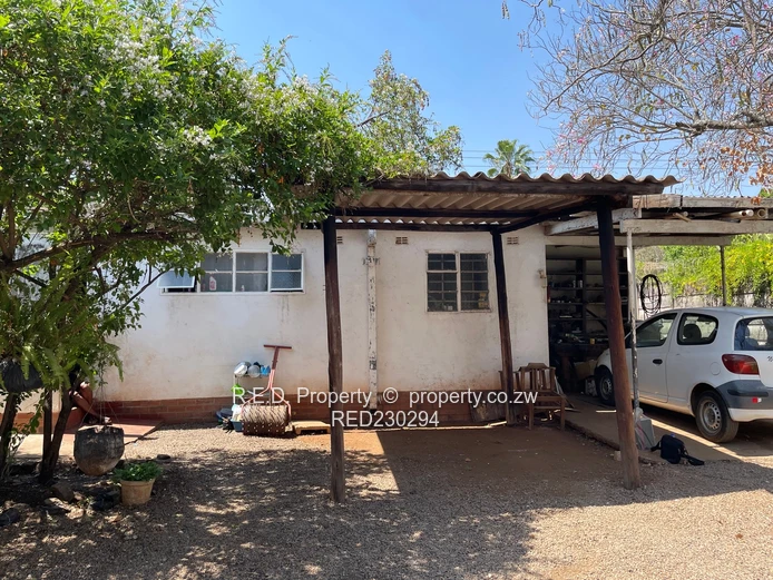 A home with heart, views, and endless potential In Ilanda!