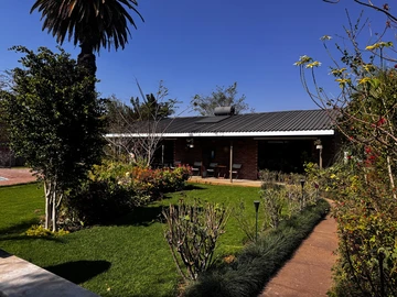 Hotel & Lodge