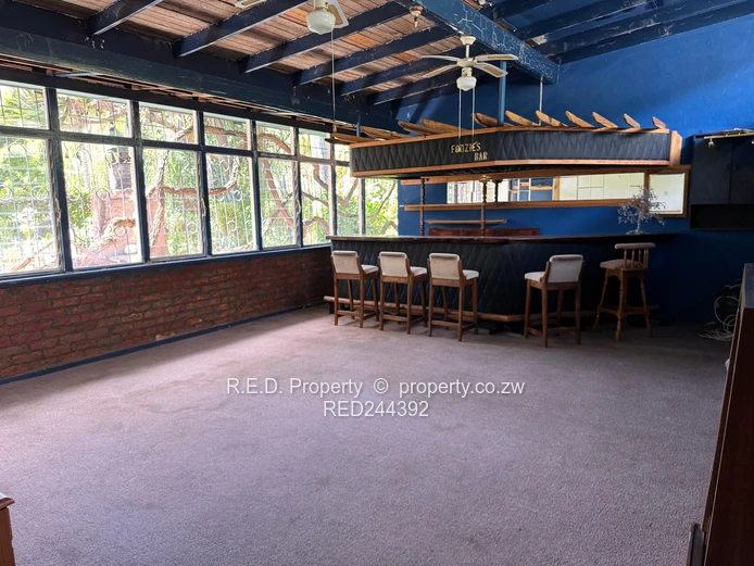 Stunning Family Residence In Hillside!