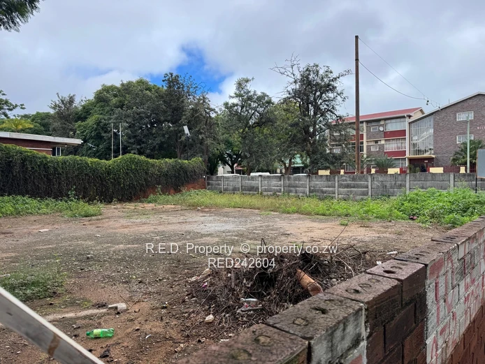 Commercial Property with Development Potential In the Cbd!