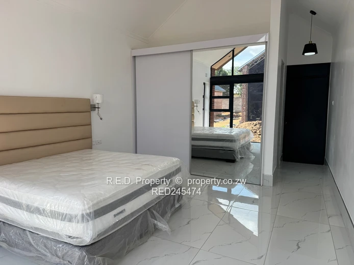 Modern 3-bedroom townhouses in Hillside!