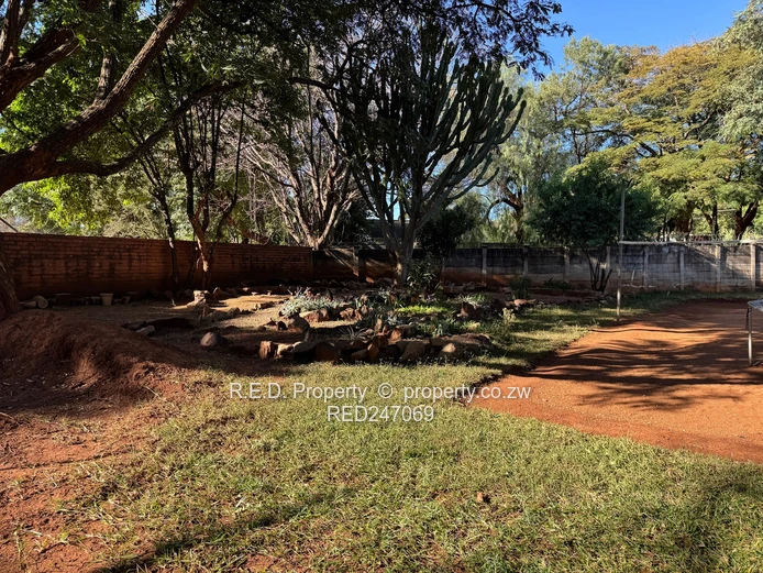Neat Family Home In Ilanda!