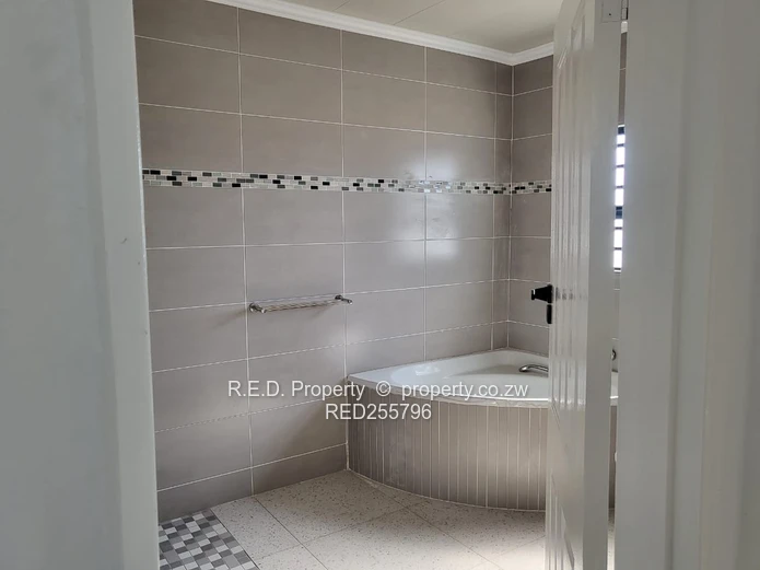 Two Homes to let Selbourne Park!