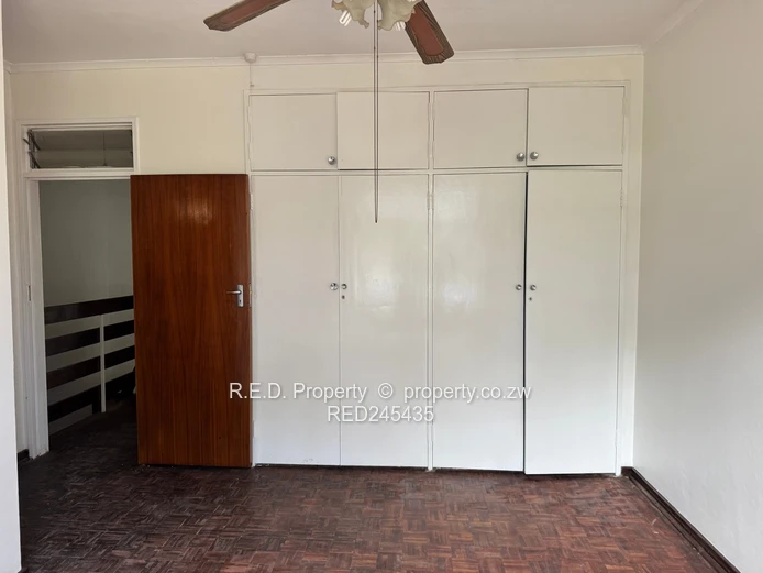 Comfortable Double-Storey Living In Ascot!