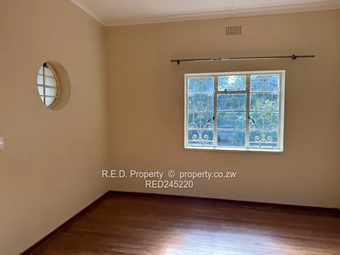 Neat Family Home for Rent In Hillside!