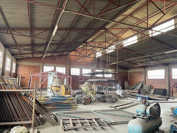 Industrial property with solid infrastructure In Kelvin 