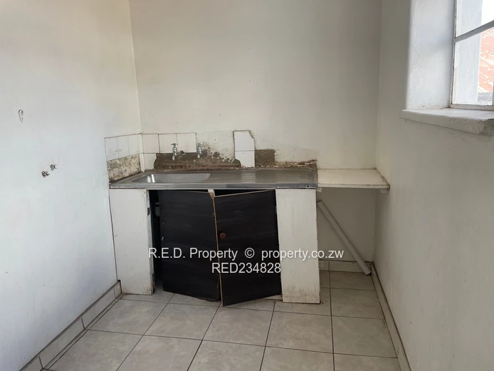 Multi-Use Commercial Investment Opportunity In The Cbd!