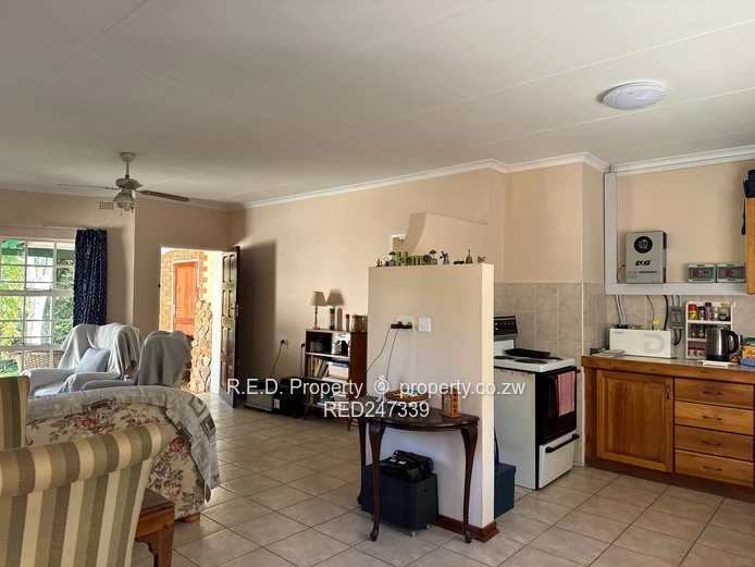 Secure, Comfortable Townhouse Living In Suburbs!
