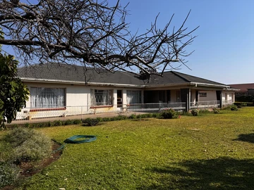7 Bedroom House