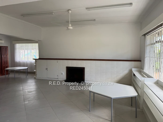 Versatile Property In Famona!